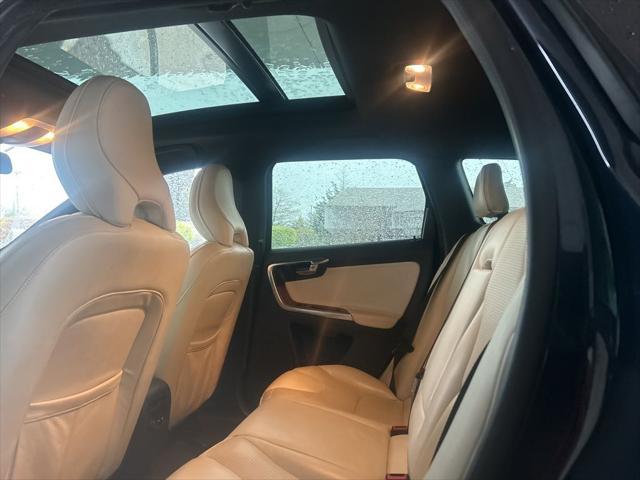 used 2015 Volvo XC60 car, priced at $13,700