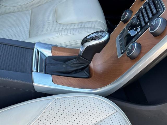 used 2015 Volvo XC60 car, priced at $13,602