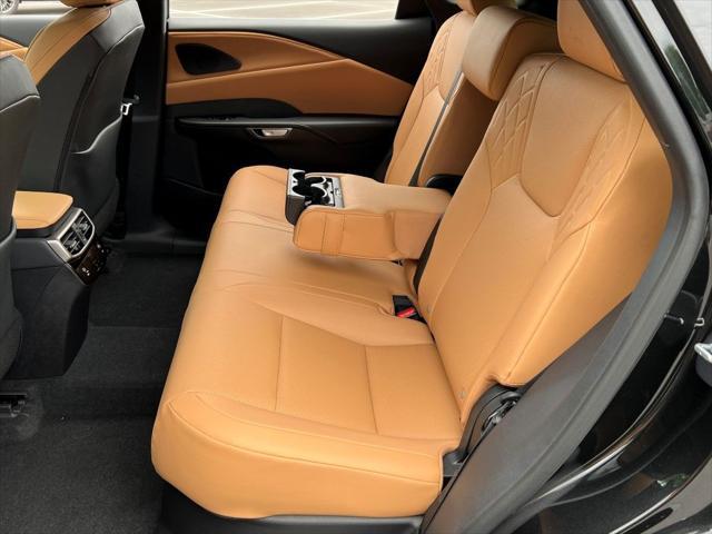 new 2025 Lexus RX 350 car, priced at $55,811