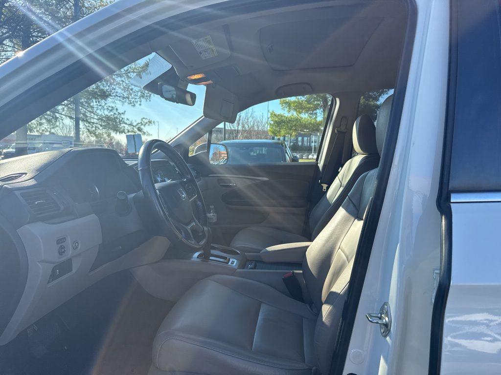 used 2019 Honda Pilot car, priced at $22,610