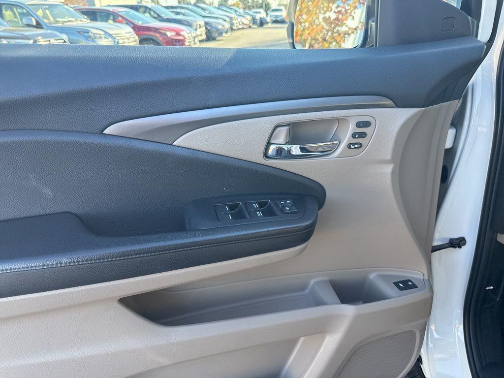 used 2019 Honda Pilot car, priced at $22,610