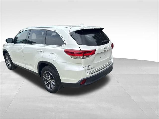 used 2019 Toyota Highlander car, priced at $29,200