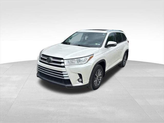 used 2019 Toyota Highlander car, priced at $29,200