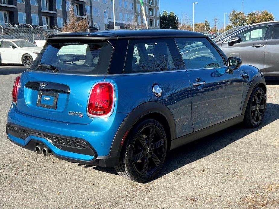 used 2022 MINI Hardtop car, priced at $23,900