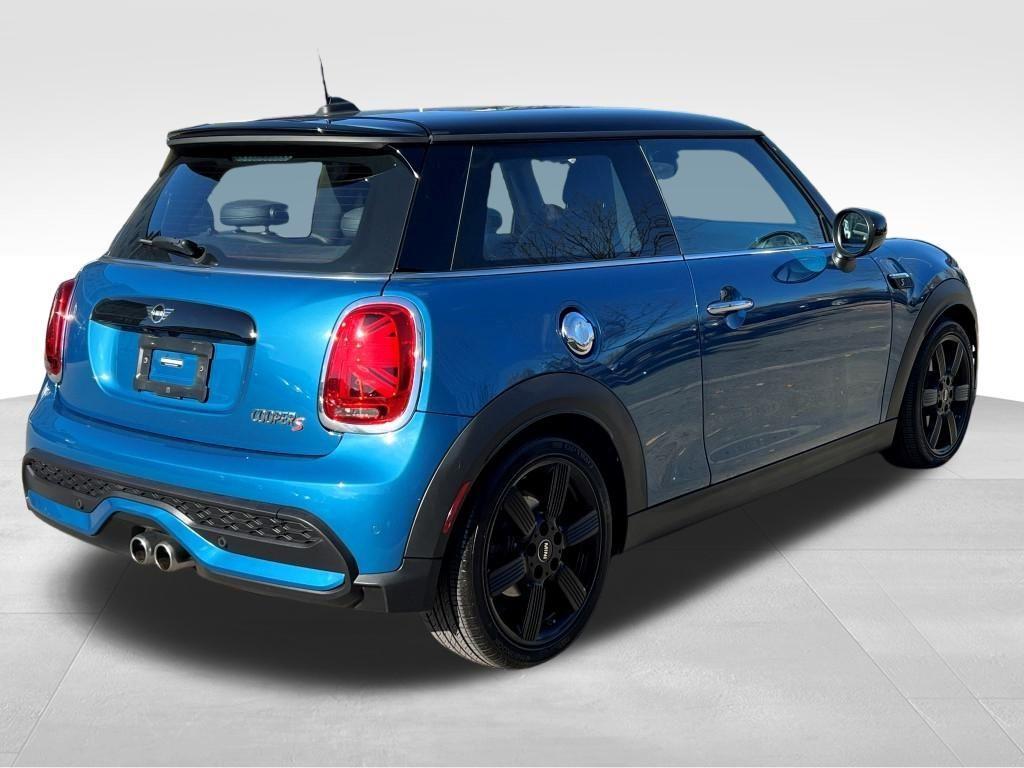 used 2022 MINI Hardtop car, priced at $23,365