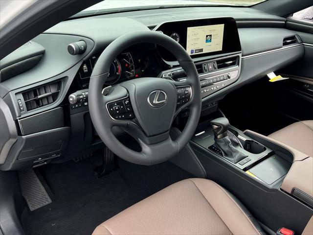 new 2025 Lexus ES 350 car, priced at $46,753