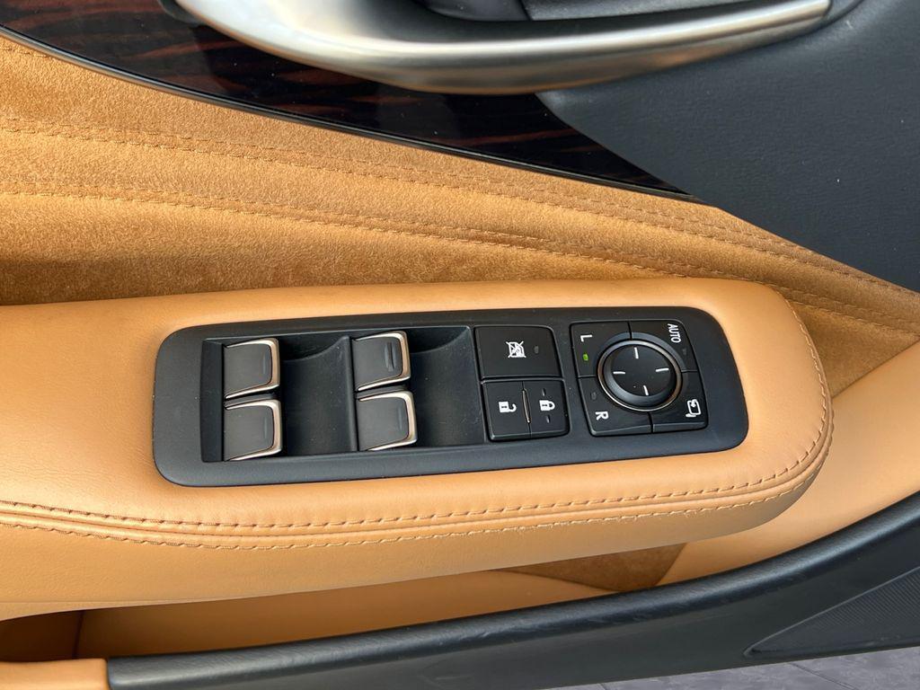 used 2022 Lexus LS 500 car, priced at $65,129