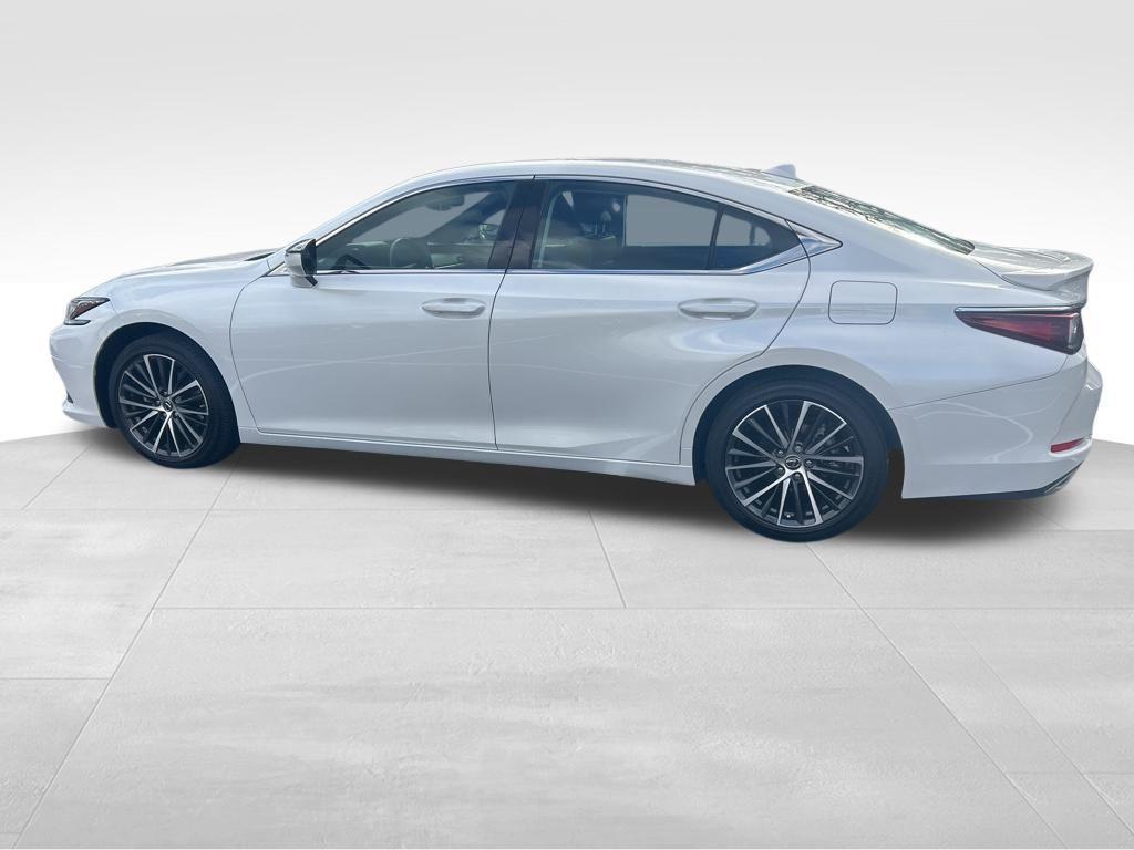 used 2022 Lexus ES 350 car, priced at $34,680