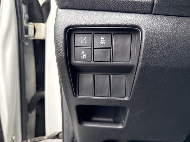 used 2017 Honda CR-V car, priced at $15,284
