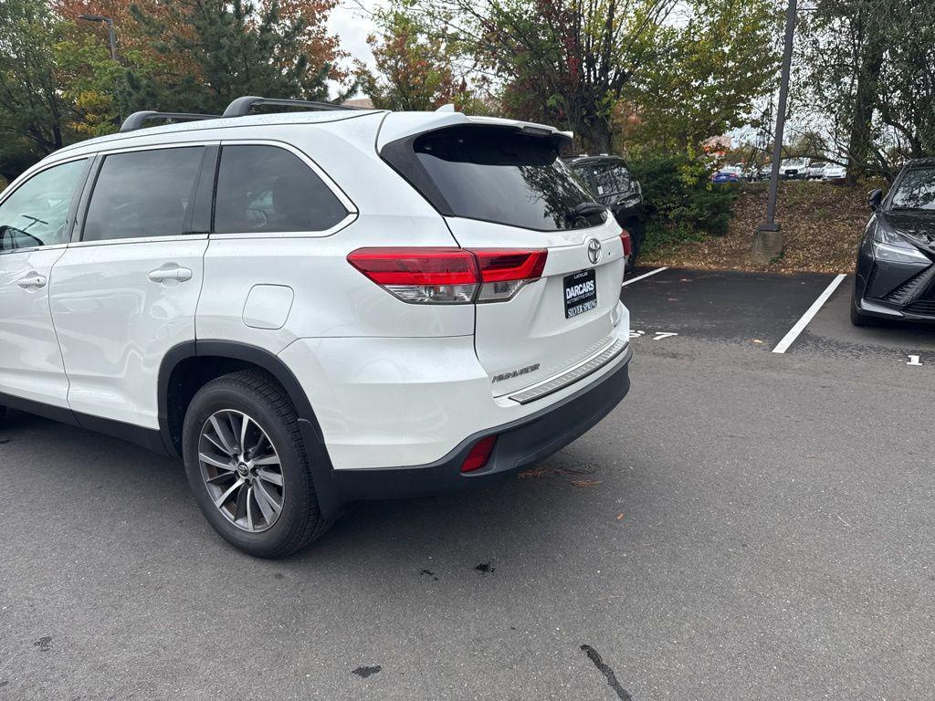 used 2019 Toyota Highlander car, priced at $29,832