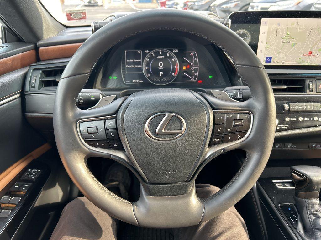 used 2023 Lexus ES 350 car, priced at $37,900