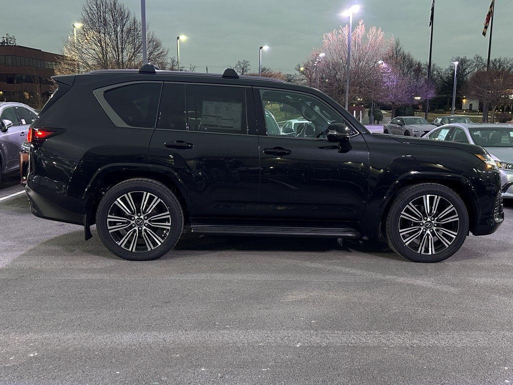 new 2024 Lexus LX 600 car, priced at $114,030