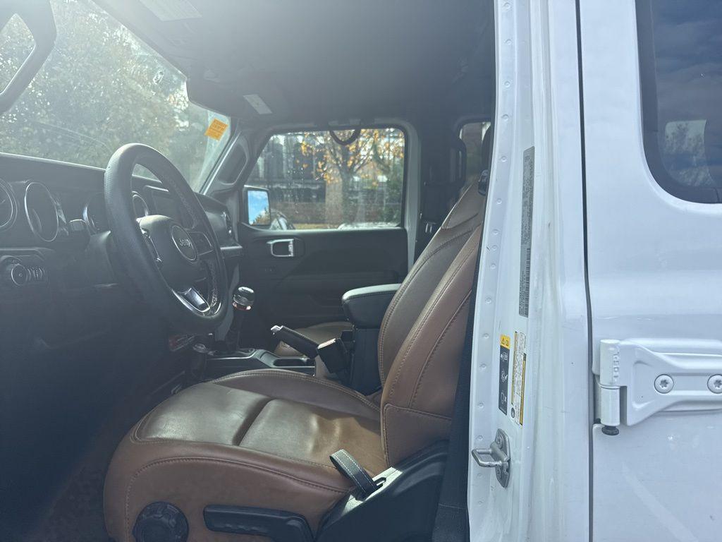 used 2021 Jeep Wrangler Unlimited car, priced at $31,538