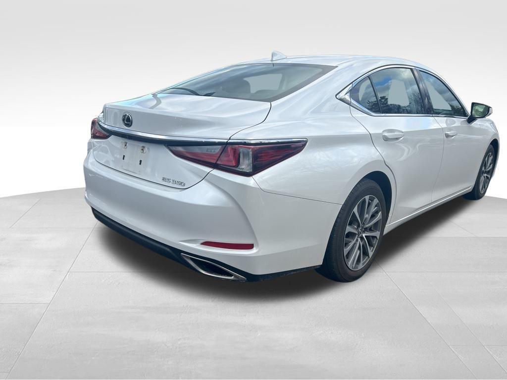 used 2022 Lexus ES 350 car, priced at $34,581