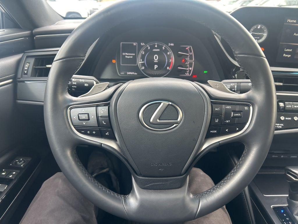 used 2022 Lexus ES 350 car, priced at $34,581