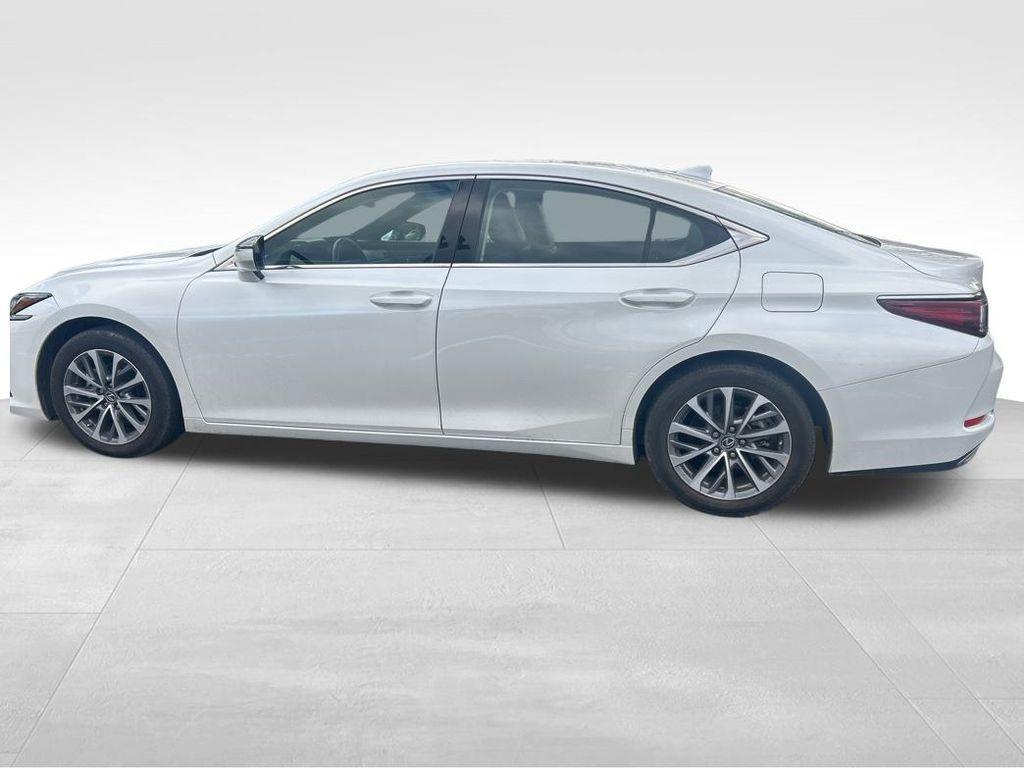 used 2022 Lexus ES 350 car, priced at $34,581