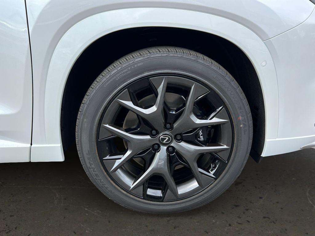new 2025 Lexus TX 500h car, priced at $73,085