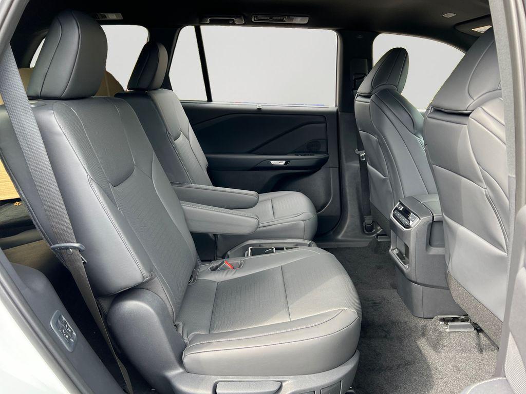 new 2025 Lexus TX 500h car, priced at $73,085