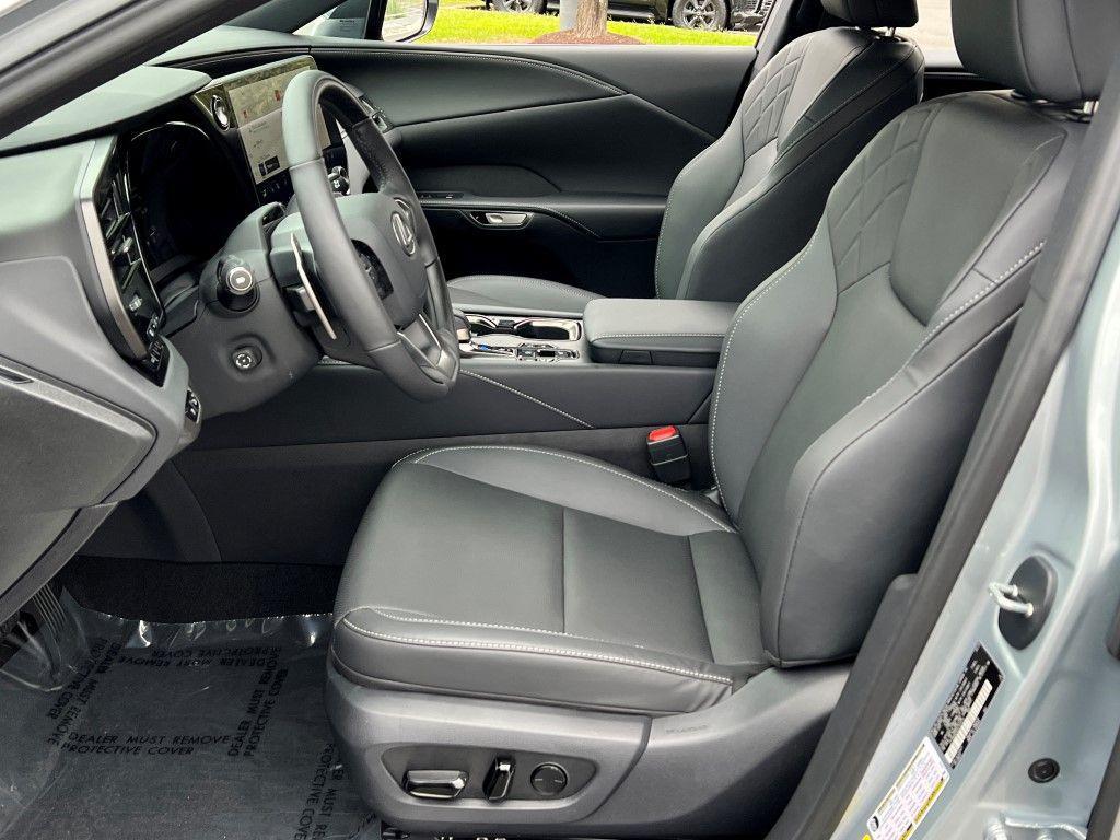 used 2025 Lexus RX 350 car, priced at $53,900