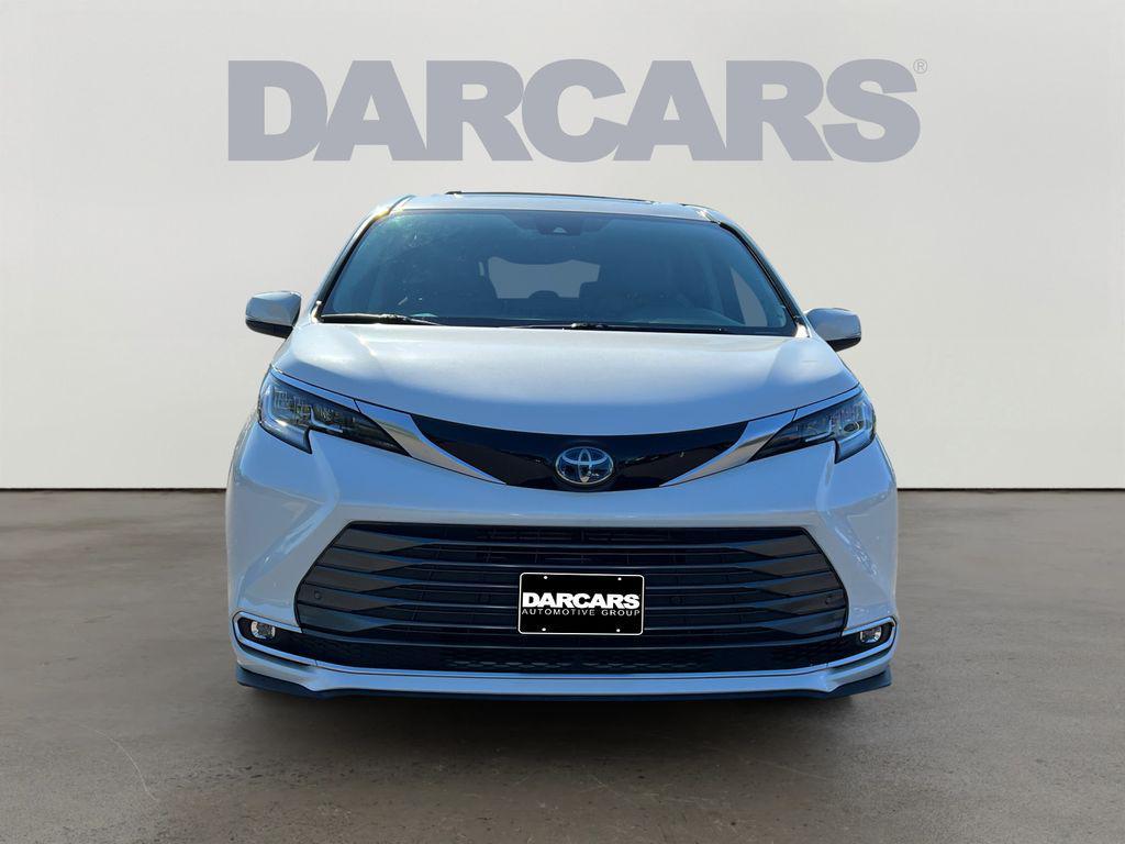 used 2021 Toyota Sienna car, priced at $34,399