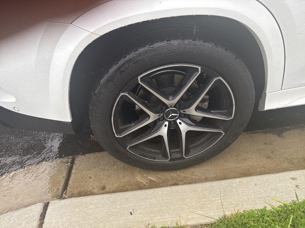 used 2024 Mercedes-Benz AMG GLE 53 car, priced at $75,172