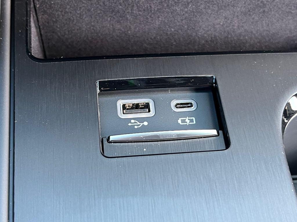 new 2025 Lexus ES 350 car, priced at $47,889