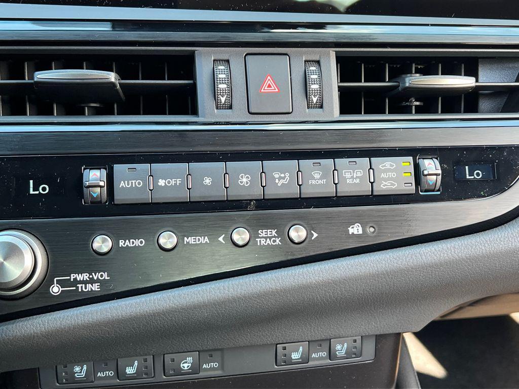 new 2025 Lexus ES 350 car, priced at $47,889