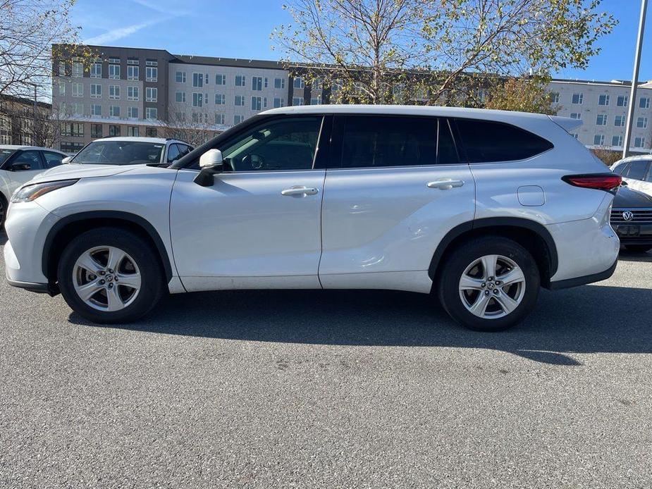 used 2022 Toyota Highlander car, priced at $30,500