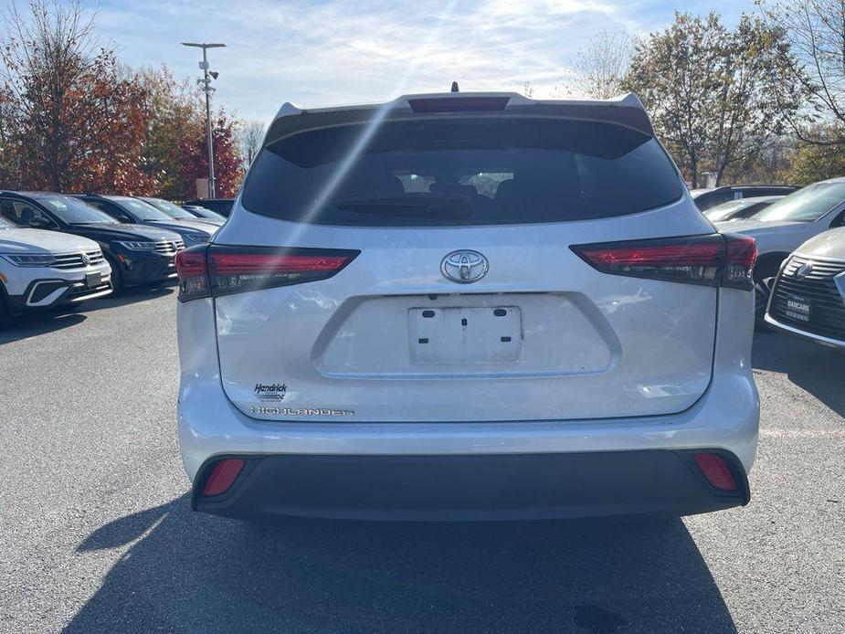 used 2022 Toyota Highlander car, priced at $30,500