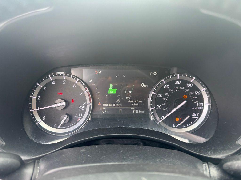 used 2022 Toyota Highlander car, priced at $35,023
