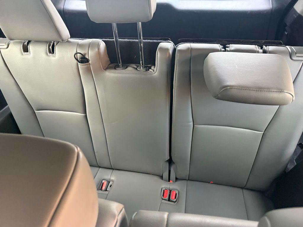 used 2022 Toyota Highlander car, priced at $35,023