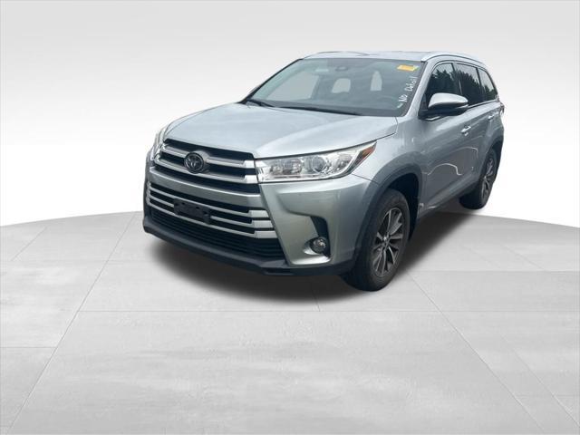 used 2019 Toyota Highlander car, priced at $28,209