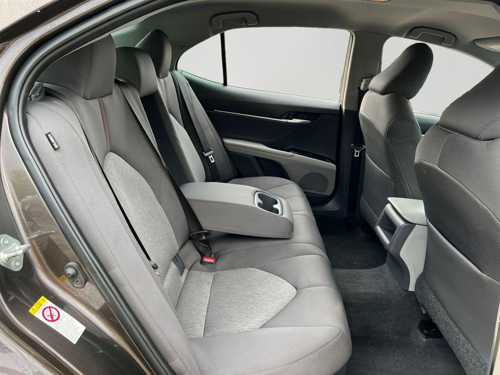 used 2018 Toyota Camry Hybrid car, priced at $17,606