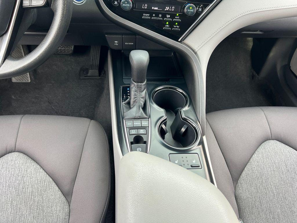 used 2018 Toyota Camry Hybrid car, priced at $17,606