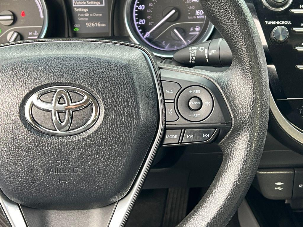 used 2018 Toyota Camry Hybrid car, priced at $17,606