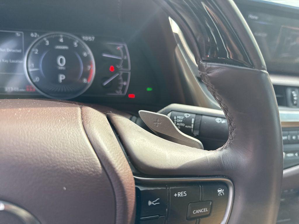 used 2021 Lexus ES 250 car, priced at $29,900