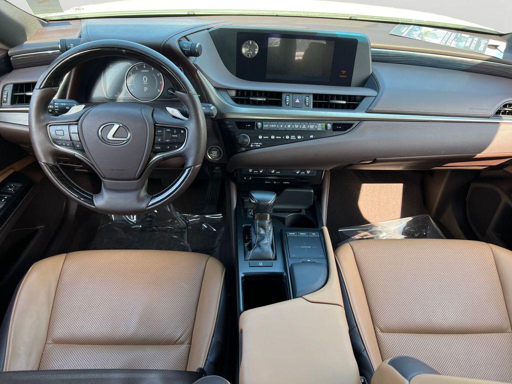 used 2019 Lexus ES 350 car, priced at $29,261