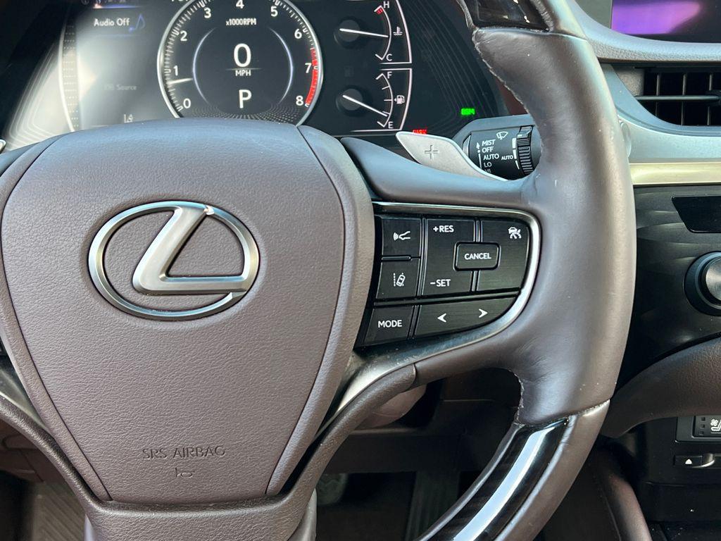 used 2019 Lexus ES 350 car, priced at $29,261