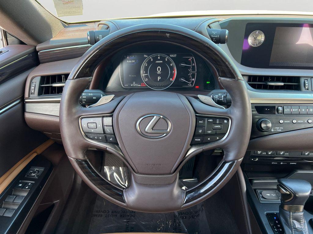 used 2019 Lexus ES 350 car, priced at $29,261