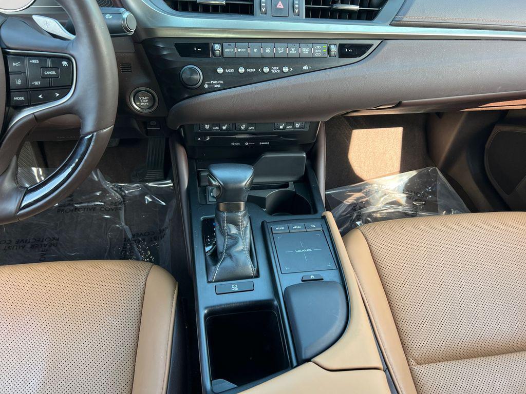 used 2019 Lexus ES 350 car, priced at $29,261