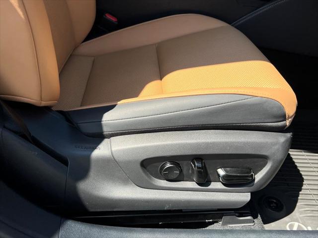 used 2022 Lexus ES 350 car, priced at $34,900