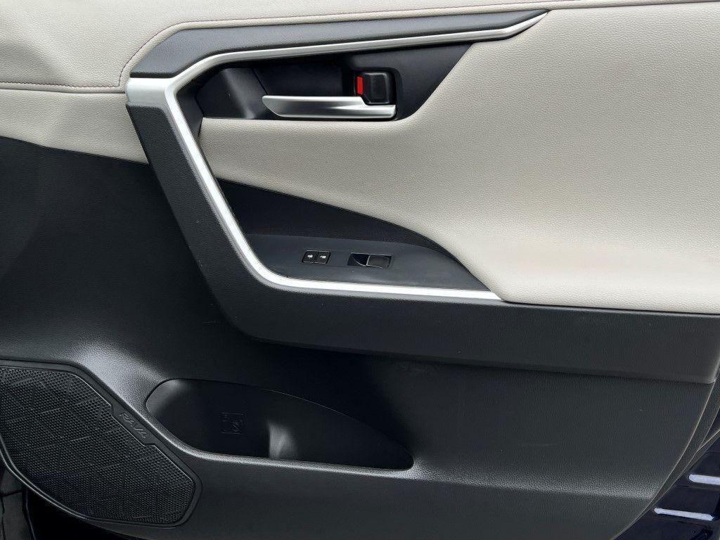 used 2020 Toyota RAV4 Hybrid car, priced at $25,499