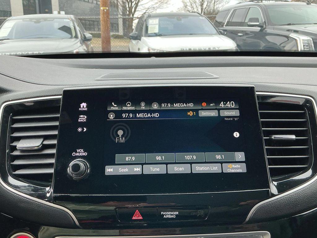 used 2022 Honda Pilot car, priced at $28,780