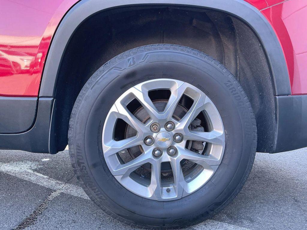 used 2018 Chevrolet Traverse car, priced at $12,994