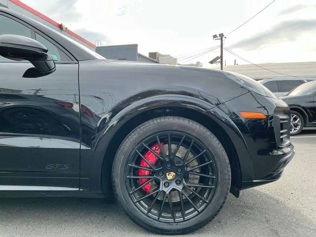 used 2021 Porsche Cayenne car, priced at $60,093