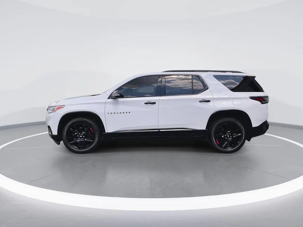 used 2021 Chevrolet Traverse car, priced at $26,027