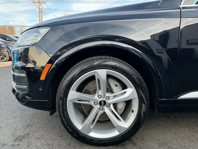 used 2019 Audi Q7 car, priced at $28,795