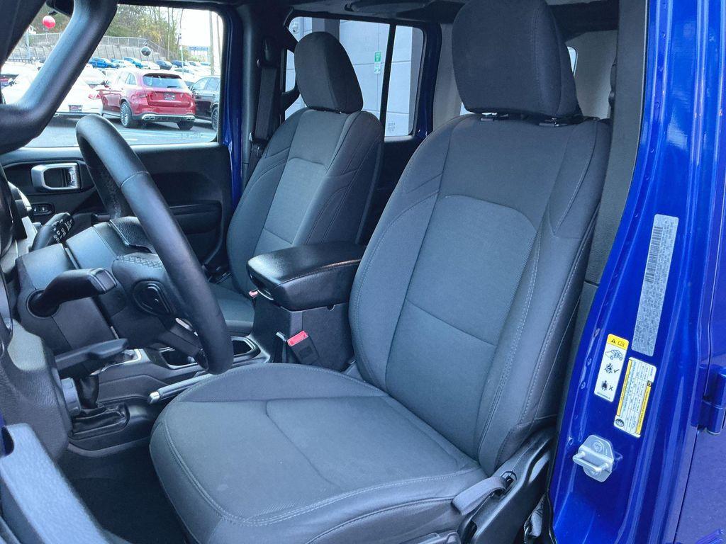 used 2018 Jeep Wrangler Unlimited car, priced at $23,951