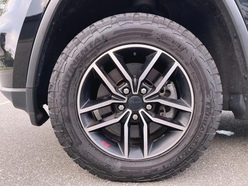 used 2020 Jeep Grand Cherokee car, priced at $25,777