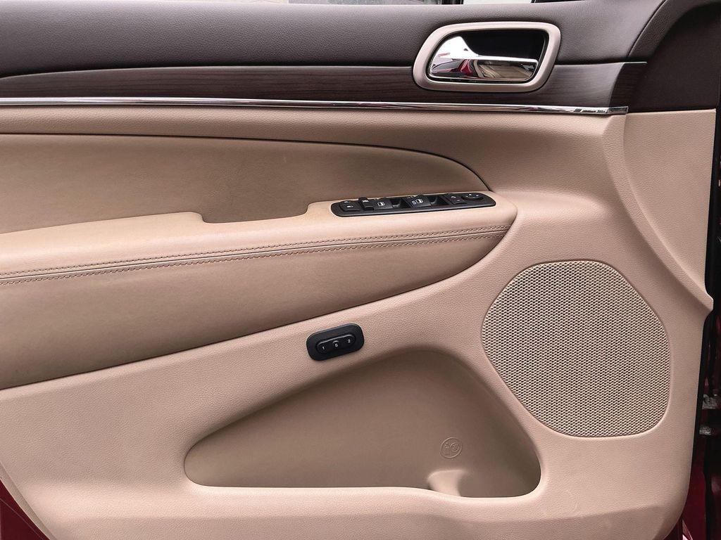 used 2015 Jeep Grand Cherokee car